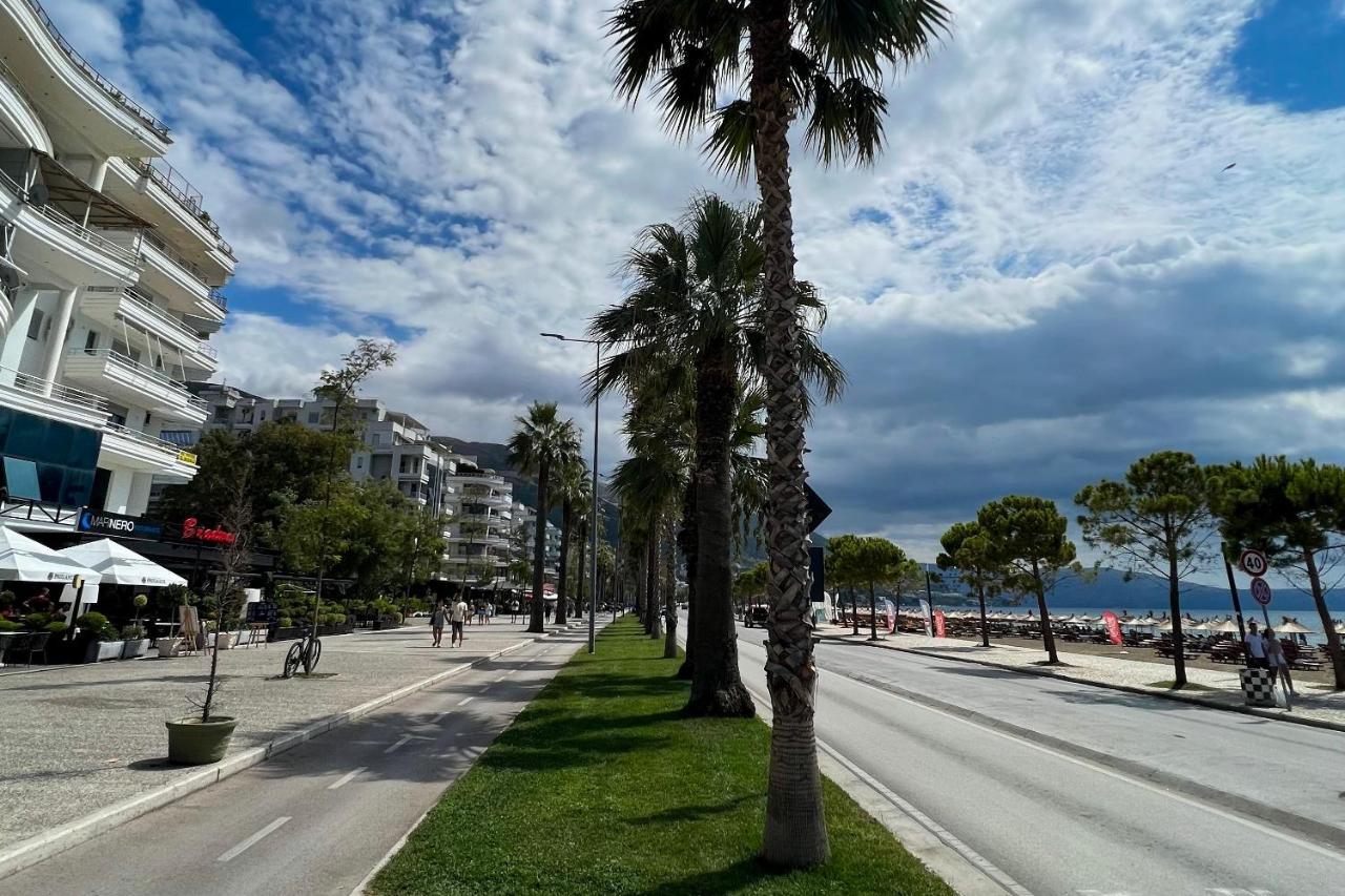 Sealavita, Modern 2 Bedroom Sea & Sunset View *